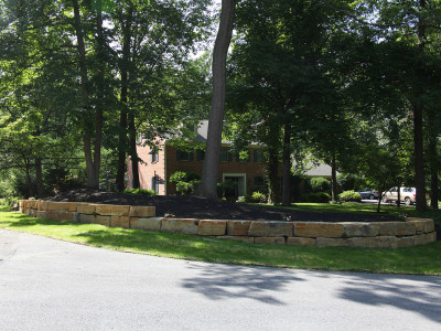 Indian Run Landscaping Boulder Retaining Wall